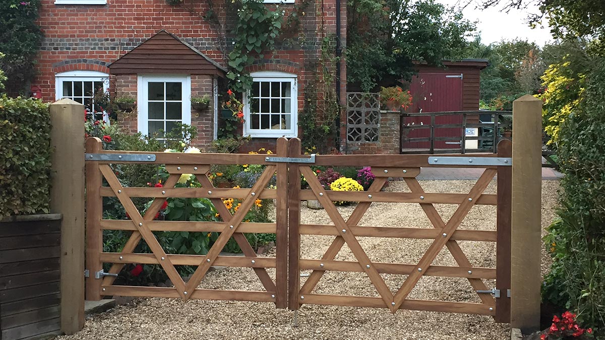 New hardwood 5-bar gates - Ampfield - South Coast Fencing