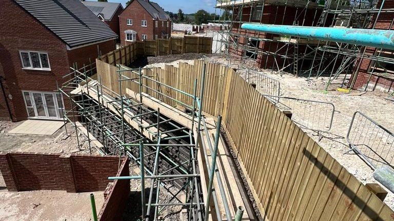 south-coast-fencing-commercial-foreman-homes-5